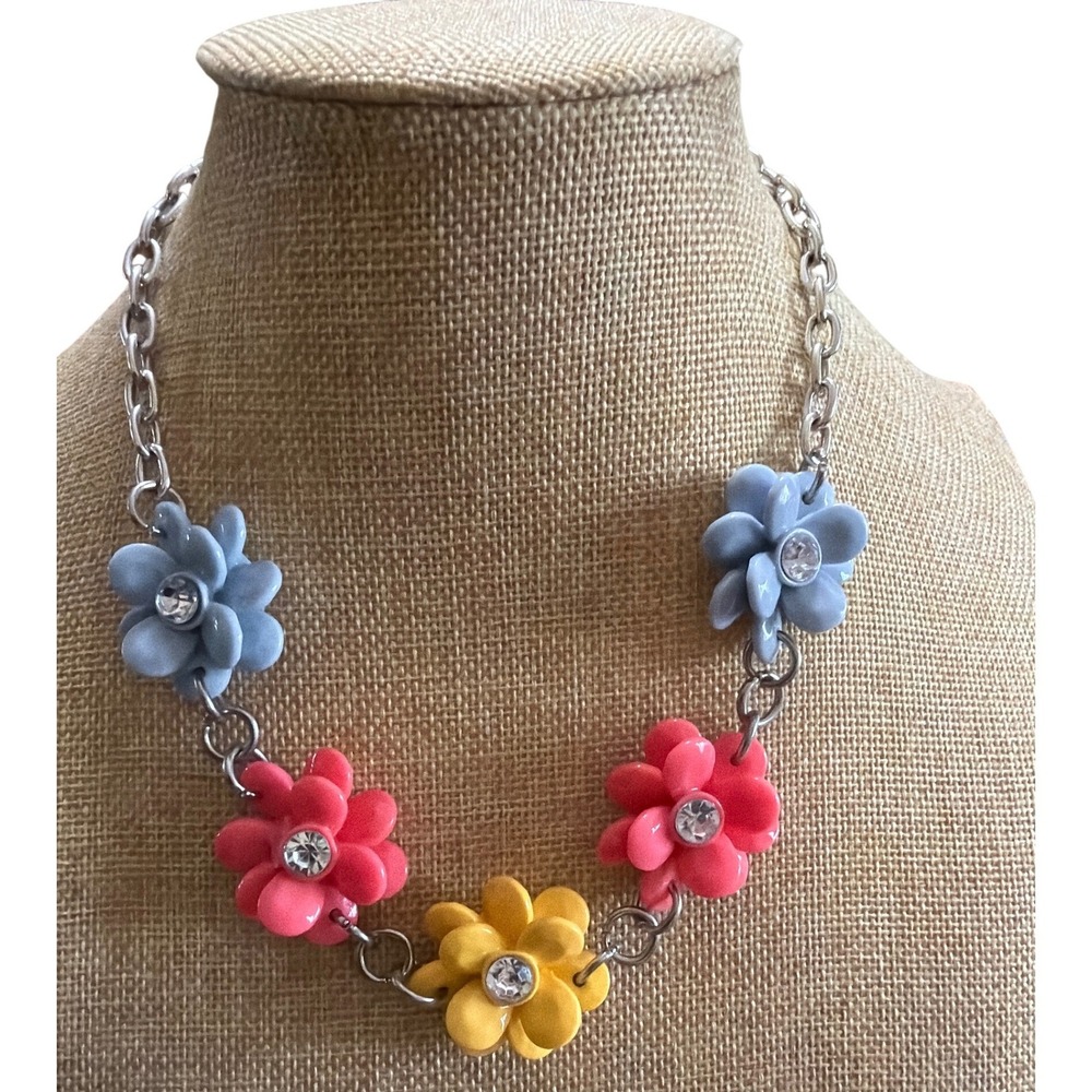 Multicolor Resin Flower Statement Necklace Rhinestone Centers Gaarden Party